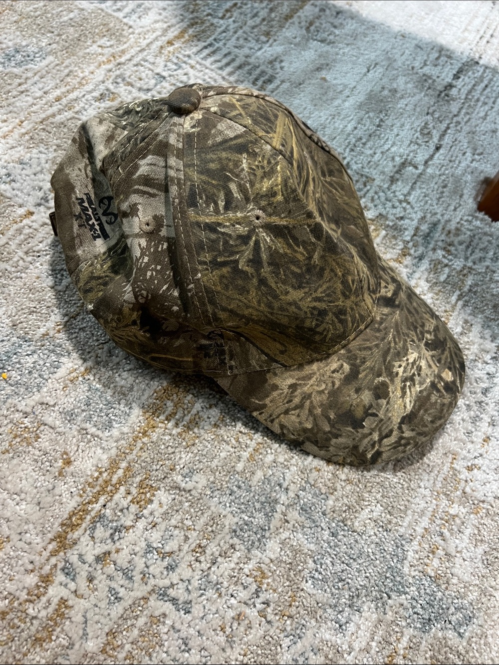 Realtree max-1 Camo Men's Baseball Cap - with lights paramount outdoor z23
